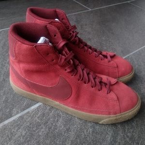 ❤️Nike Blazers❤️ Maroon Size Y7